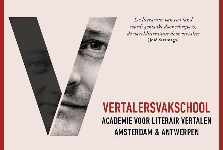 Afbeelding met het logo van de Vertalersvakschool en een quote van José Saramago.