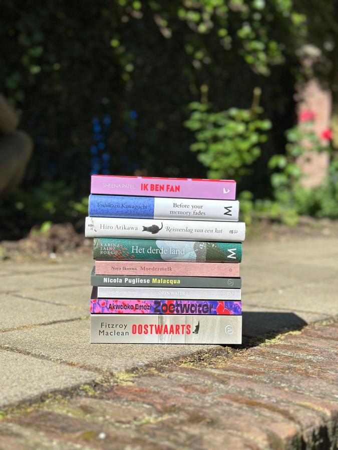 een stapel boeken